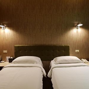 Standard Twin Room without Garage